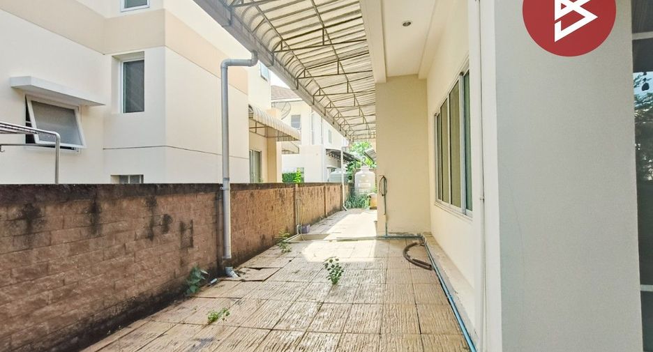 For sale 3 bedrooms house in Mueang Samut Prakan, Samut Prakan