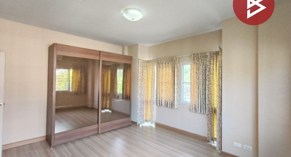 For sale 3 bedrooms house in Mueang Samut Prakan, Samut Prakan