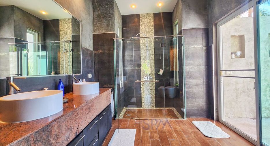 For sale 3 bedrooms villa in Hua Hin, Prachuap Khiri Khan