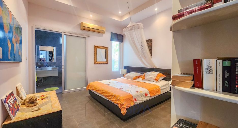 For sale 3 bedrooms villa in Hua Hin, Prachuap Khiri Khan