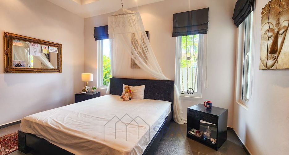 For sale 3 bedrooms villa in Hua Hin, Prachuap Khiri Khan
