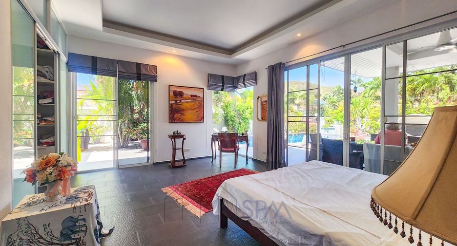 For sale 3 bedrooms villa in Hua Hin, Prachuap Khiri Khan