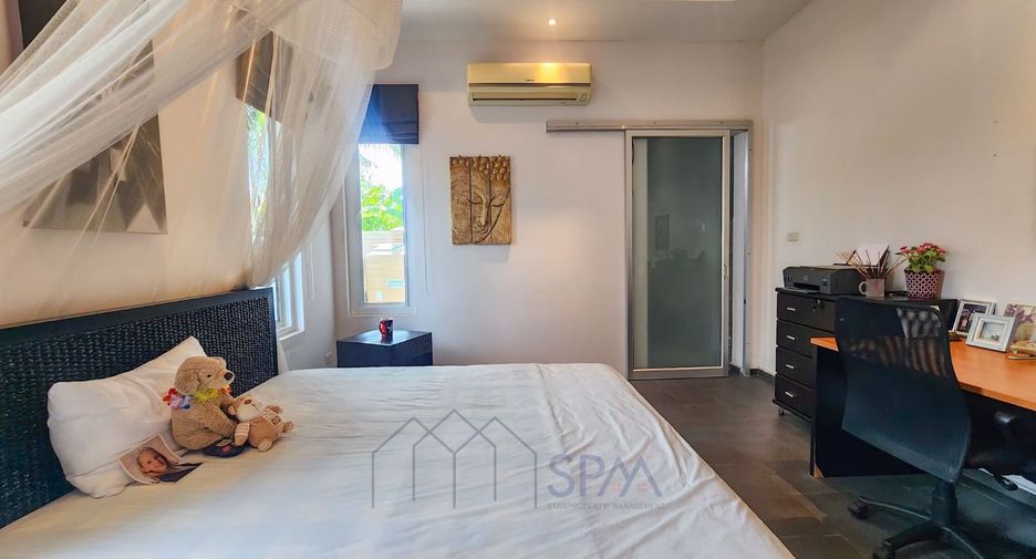 For sale 3 bedrooms villa in Hua Hin, Prachuap Khiri Khan
