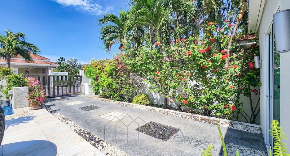 For sale 3 bedrooms villa in Hua Hin, Prachuap Khiri Khan