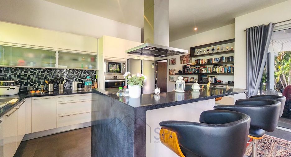 For sale 3 bedrooms villa in Hua Hin, Prachuap Khiri Khan