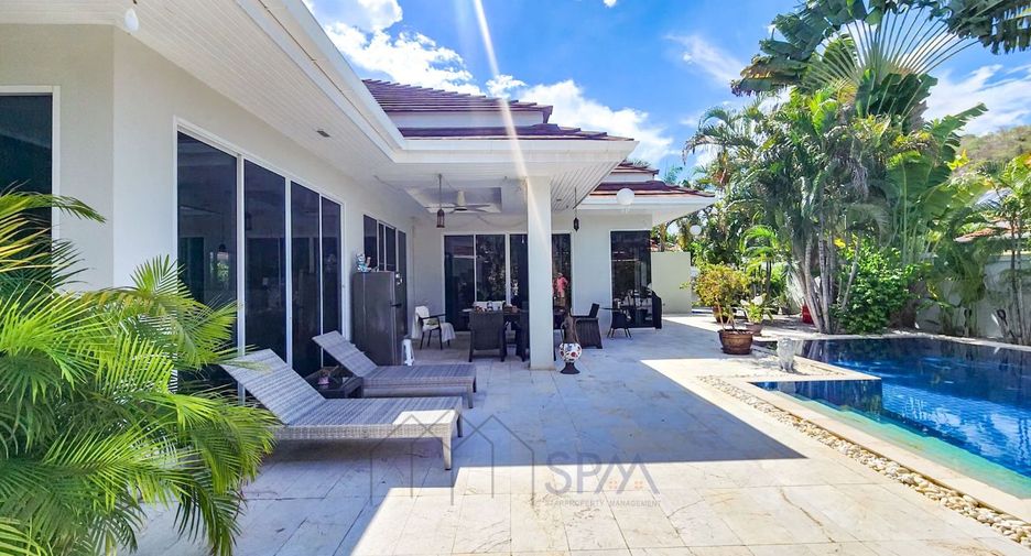 For sale 3 bedrooms villa in Hua Hin, Prachuap Khiri Khan