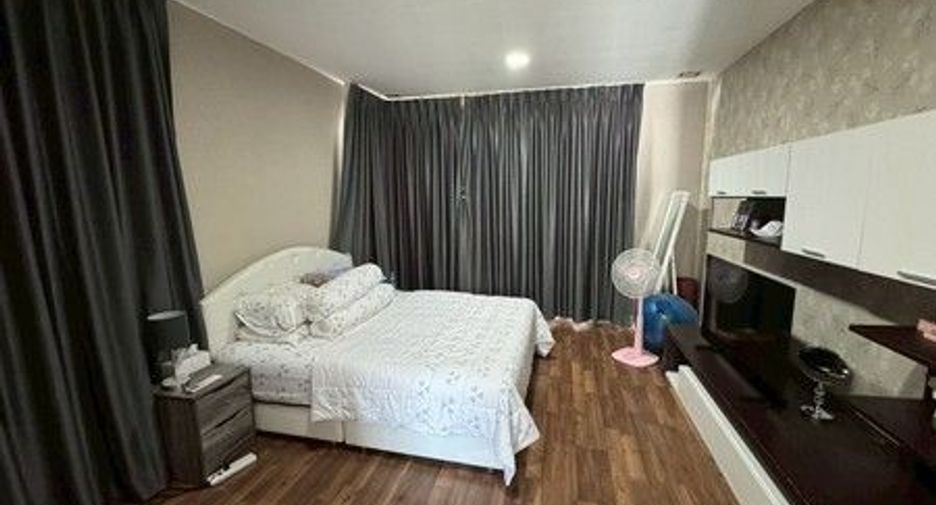 For sale 3 bedrooms house in Prawet, Bangkok