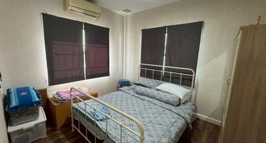 For sale 3 bedrooms house in Prawet, Bangkok