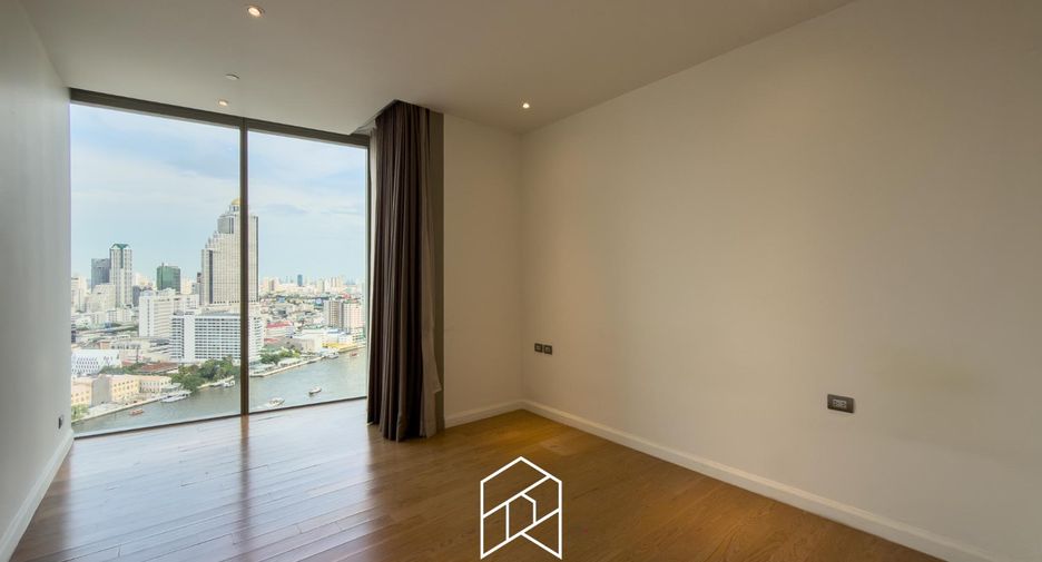 Condo en alquiler de 3 habitaciones en Khlong San, Bangkok