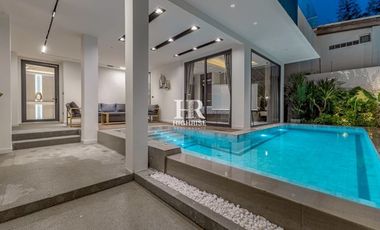 For sale 5 bedrooms villa in South Pattaya, Pattaya