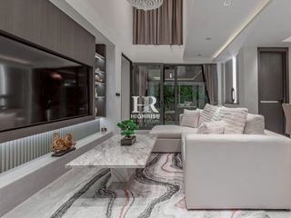 Villa en venta de 5 habitaciones en Bang Lamung, Chonburi