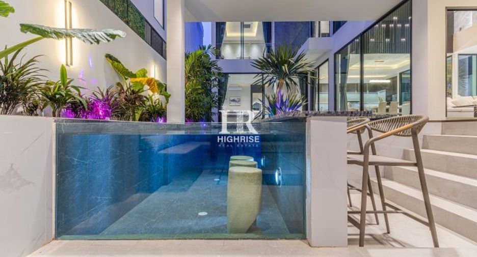 For sale 5 bedrooms villa in Jomtien, Pattaya