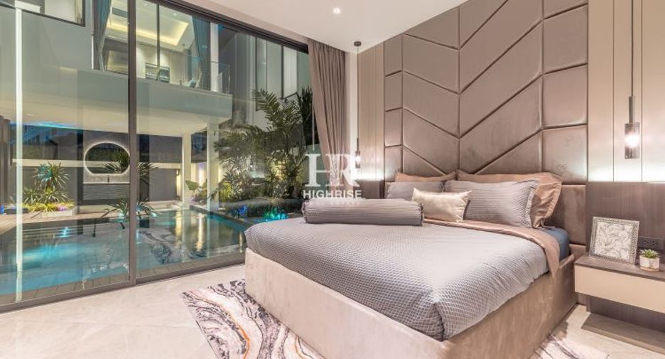 For sale 5 bedrooms villa in Jomtien, Pattaya