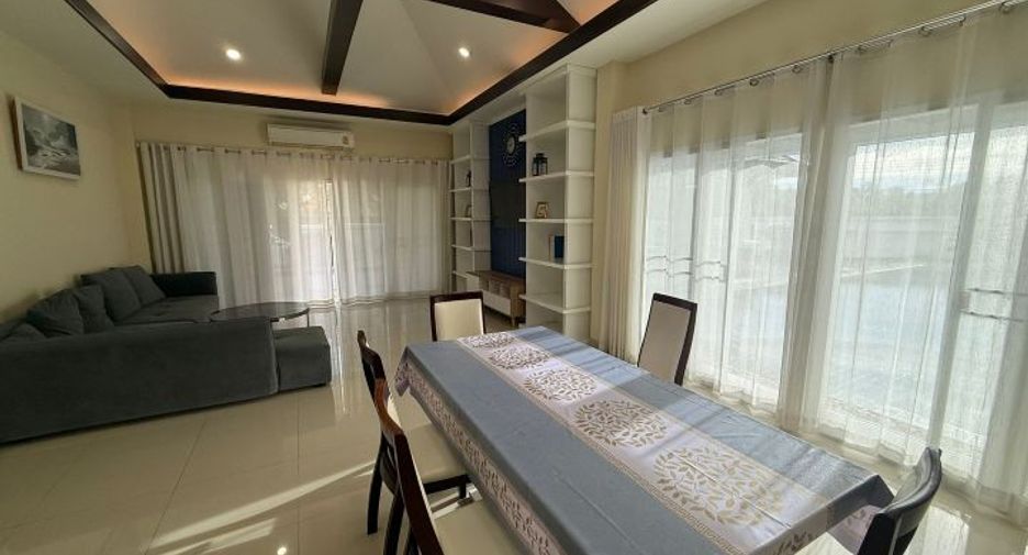 For sale 4 bedrooms villa in Huay Yai, Pattaya
