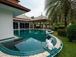 For sale 3 ベッドルーム villa in Bang Lamung, Chonburi