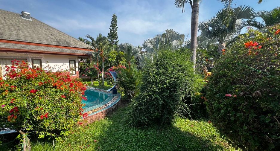 For sale 3 bedrooms villa in Huay Yai, Pattaya