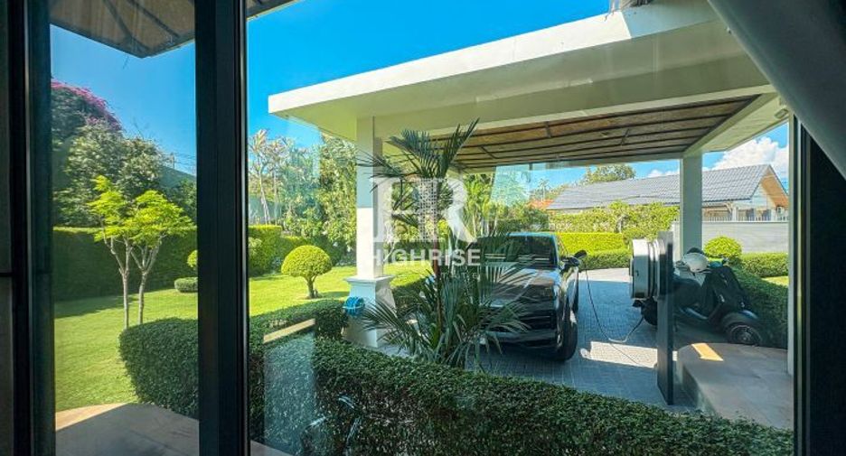 For sale 3 bedrooms house in North Pattaya, Pattaya