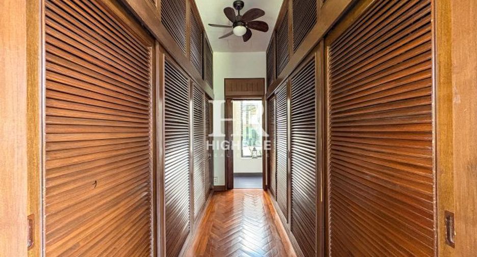 For sale 3 bedrooms house in North Pattaya, Pattaya