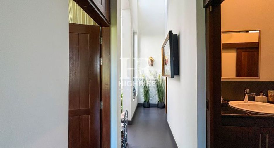 For sale 3 bedrooms house in North Pattaya, Pattaya