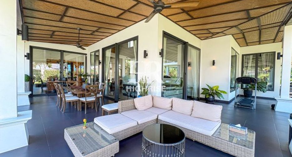 For sale 3 bedrooms house in North Pattaya, Pattaya