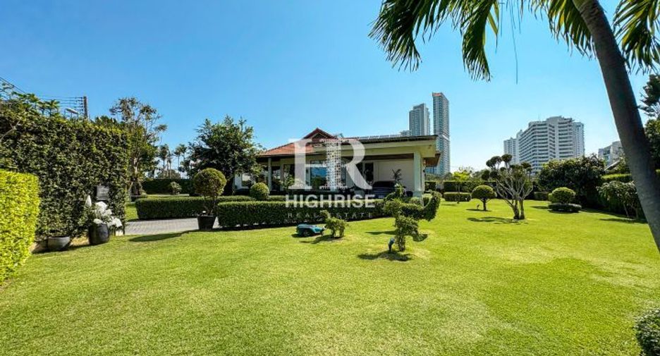 For sale 3 bedrooms house in North Pattaya, Pattaya