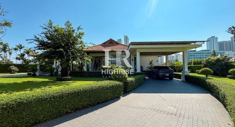 For sale 3 bedrooms house in North Pattaya, Pattaya