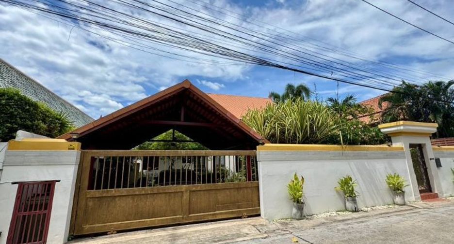 À vendre 3 chambres villa à Jomtien, Pattaya