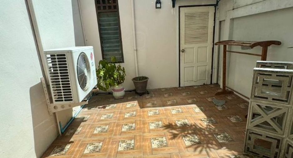 À vendre 3 chambres villa à Jomtien, Pattaya