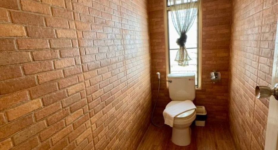 À vendre 3 chambres villa à Jomtien, Pattaya