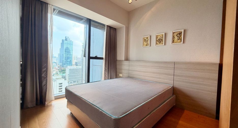 For sale 3 bedrooms condo in Sathon, Bangkok