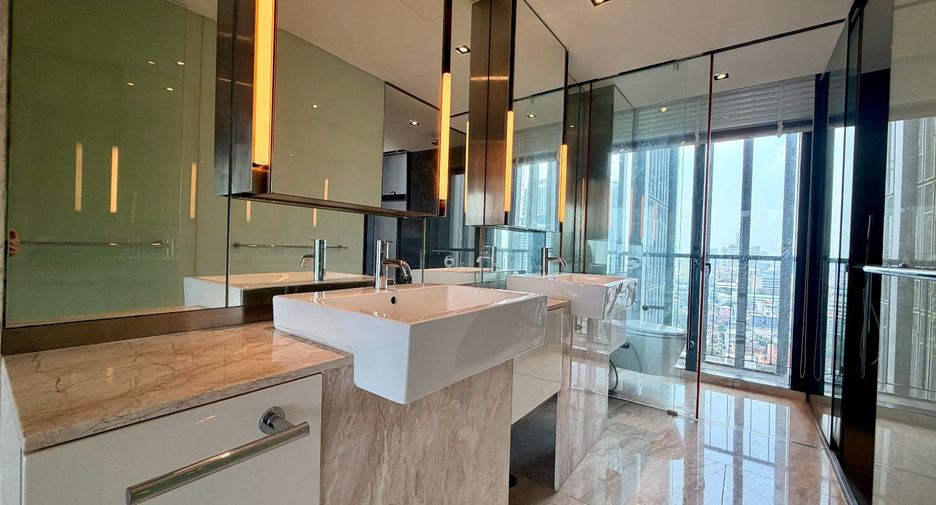 For sale 3 bedrooms condo in Sathon, Bangkok