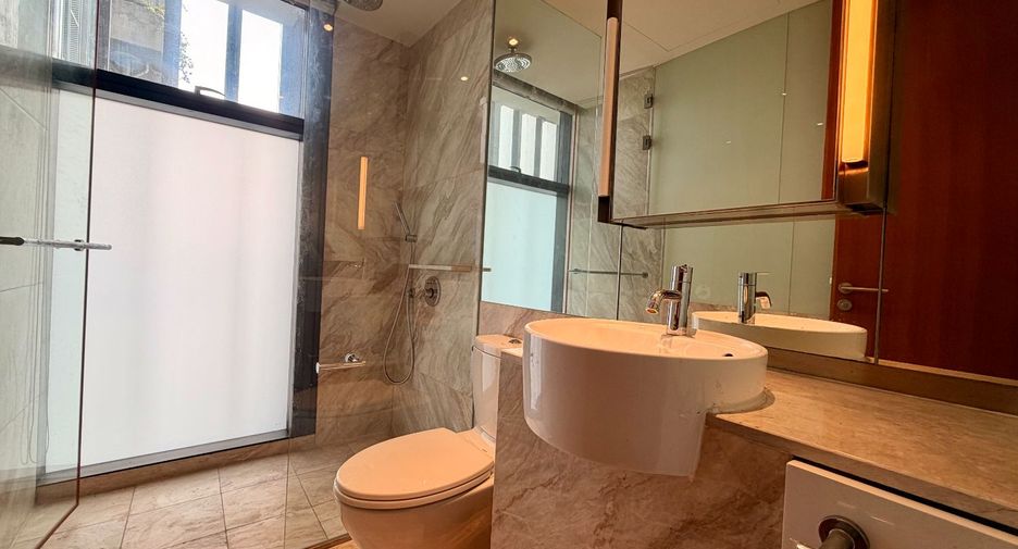 For sale 3 bedrooms condo in Sathon, Bangkok