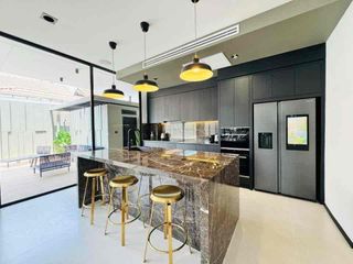 Villa zur Miete mit 5 Zimmer in Bang Lamung, Chonburi