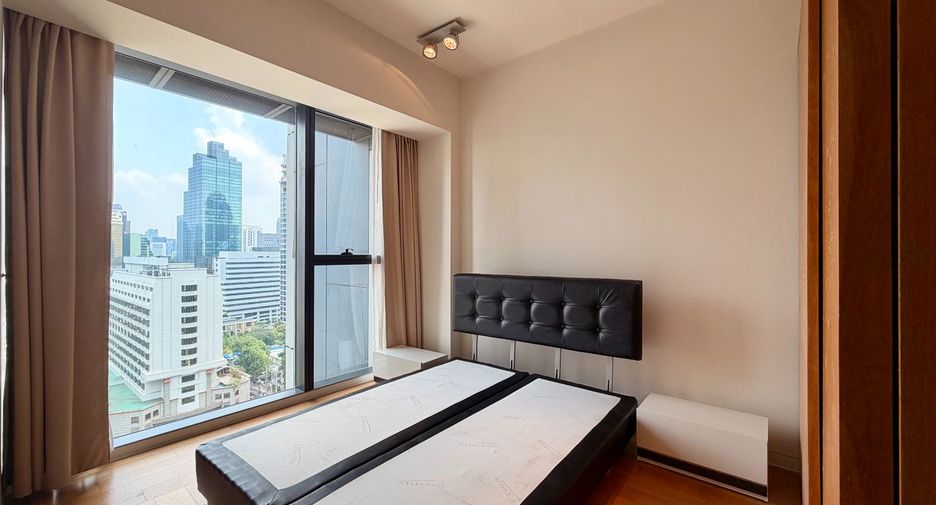 For sale 3 bedrooms condo in Sathon, Bangkok