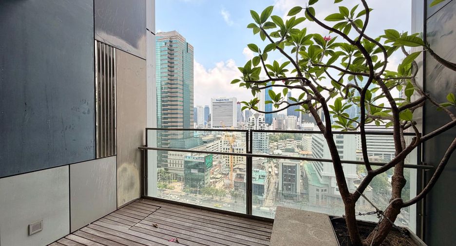 For sale 3 bedrooms condo in Sathon, Bangkok