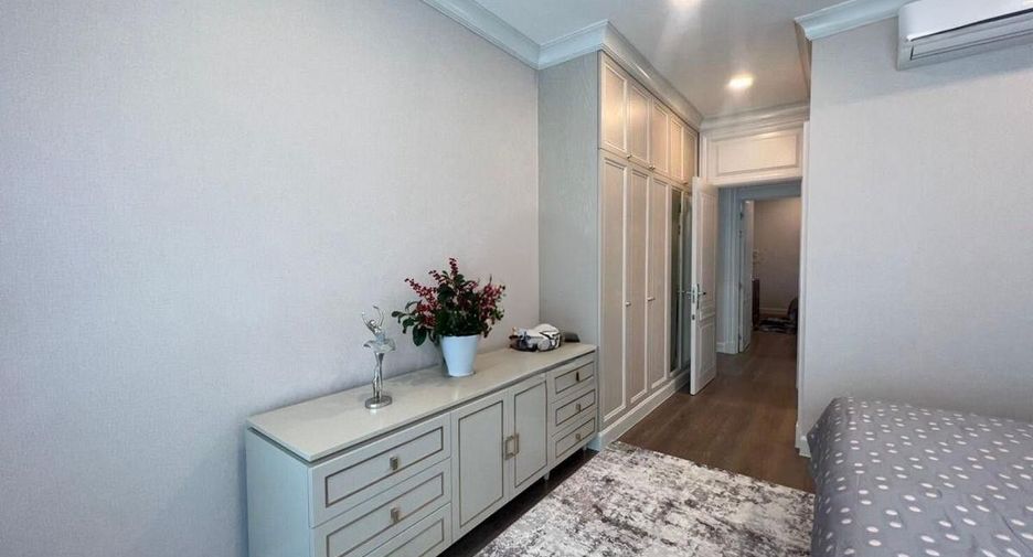 Haus zur Miete und zum Kauf mit 5 Zimmer in Saphan Sung, Bangkok