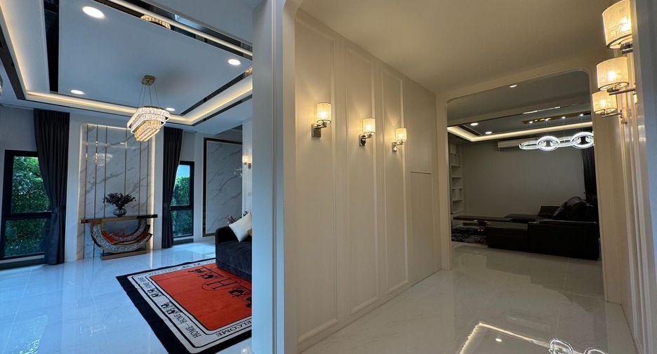 Casa en alquiler y en venta de 5 habitaciones en Bang Phli, Samut Prakan