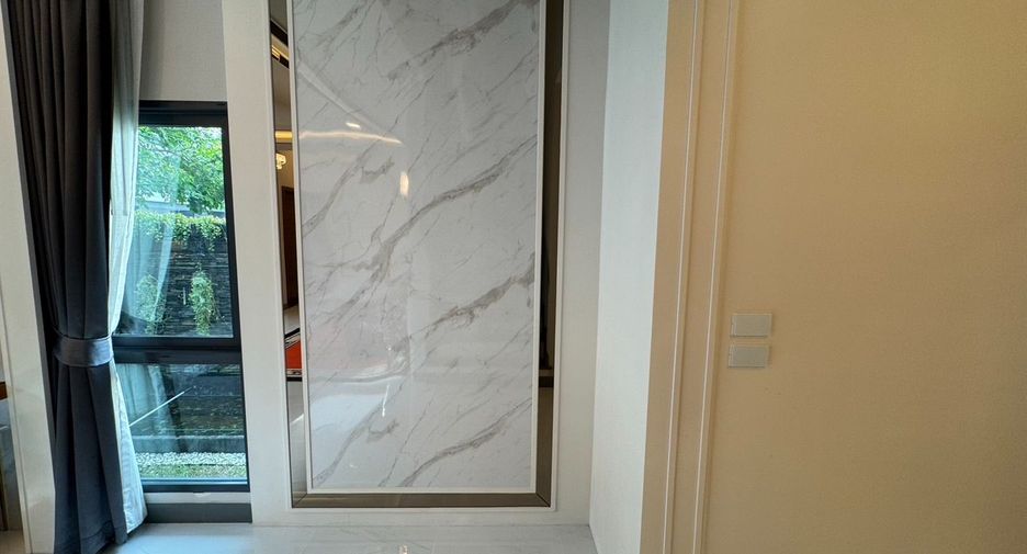 Casa en alquiler y en venta de 5 habitaciones en Bang Phli, Samut Prakan