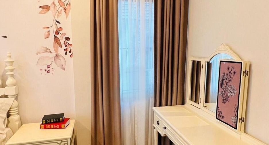 Haus zur Miete und zum Kauf mit 4 Zimmer in Saphan Sung, Bangkok