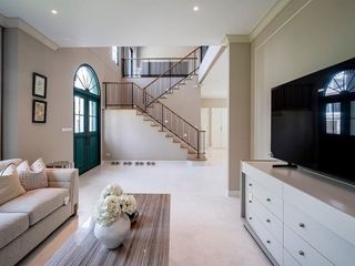 For rent 4 bedrooms house in Saphan Sung, Bangkok