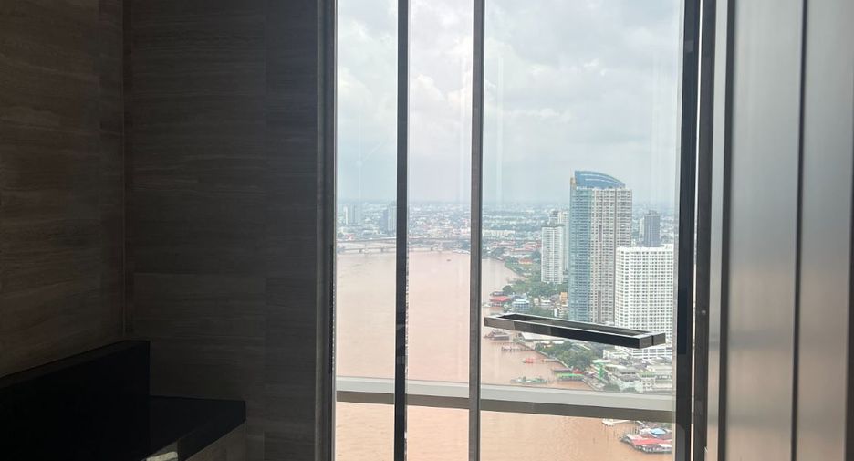 For rent 2 bedrooms serviced apartment in Bang Kho Laem, Bangkok