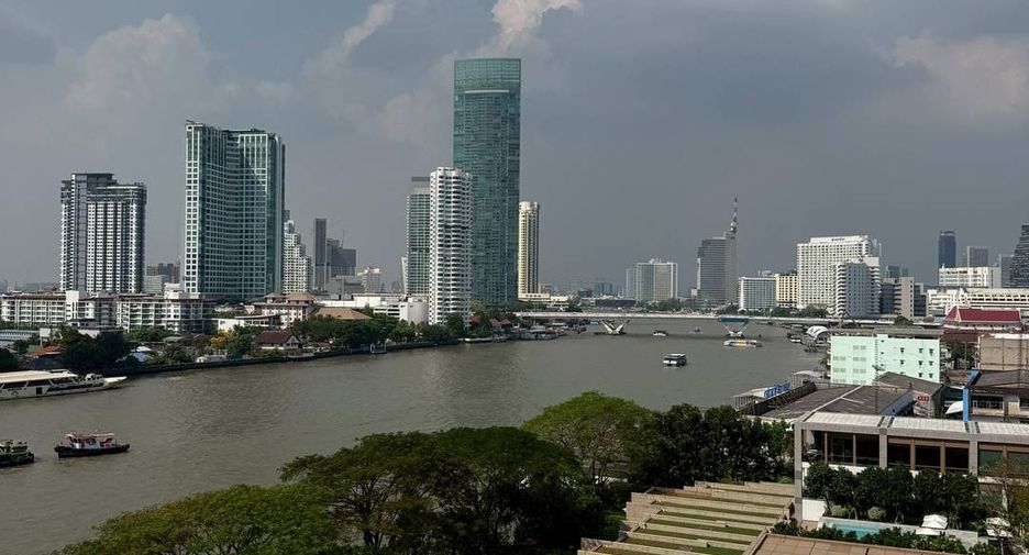 À louer 2 chambres appartement avec services à Bang Kho Laem, Bangkok