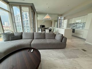 À louer 2 chambres appartement avec services à Bang Kho Laem, Bangkok