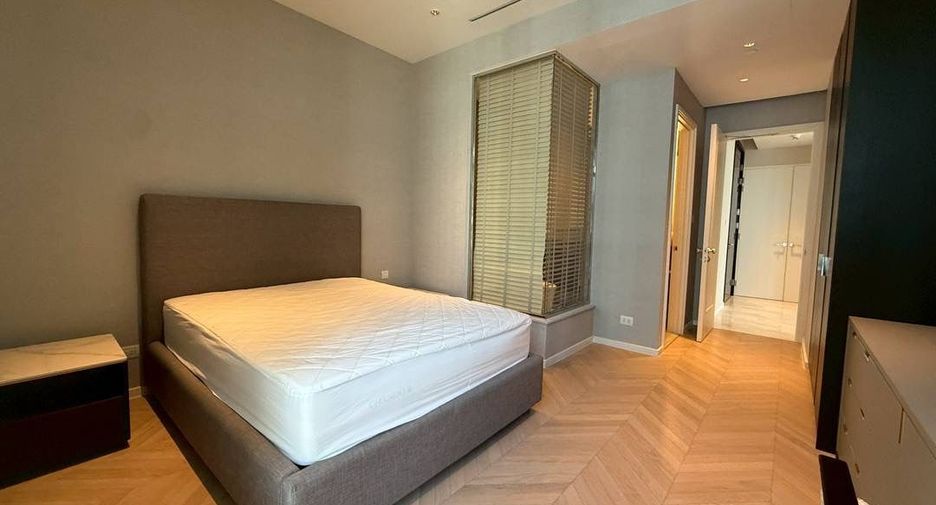 À louer 2 chambres appartement avec services à Bang Kho Laem, Bangkok