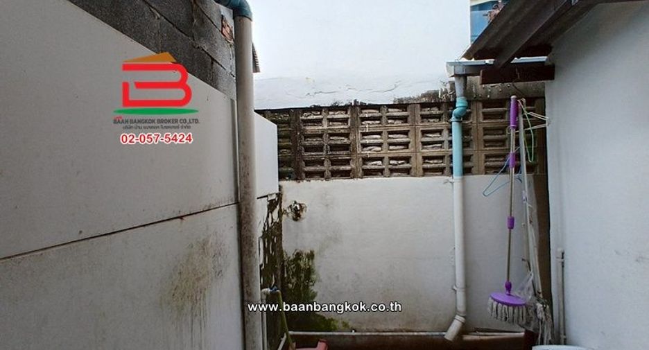 For sale studio townhouse in Lam Luk Ka, Pathum Thani