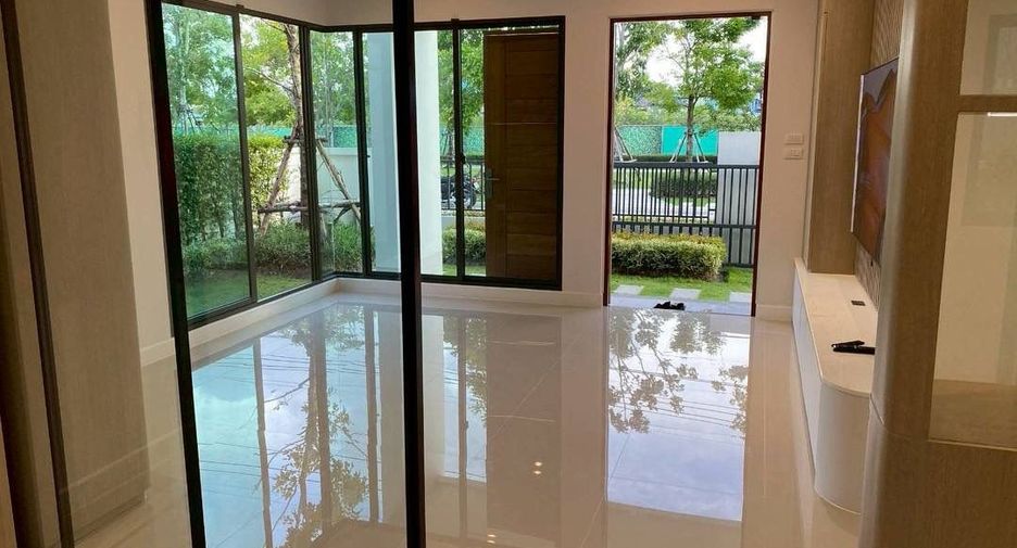 For rent and for sale 4 bedrooms house in Bang Phli, Samut Prakan