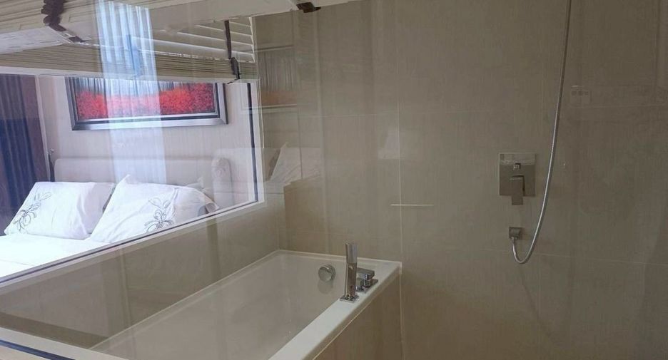 For rent and for sale 2 bedrooms condo in Watthana, Bangkok