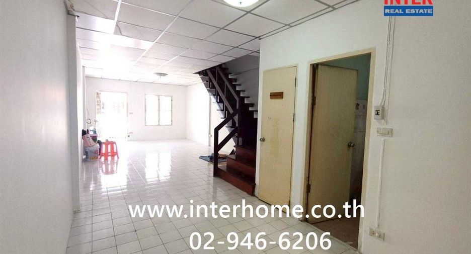 For sale 2 bedrooms townhouse in Bang Khen, Bangkok