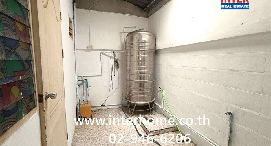 For sale 2 bedrooms townhouse in Bang Khen, Bangkok