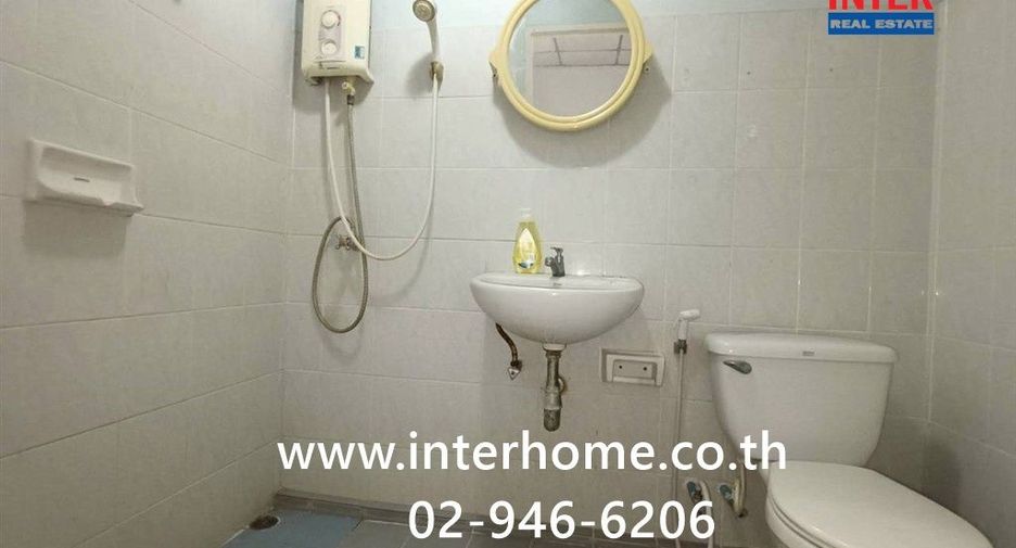 For sale 2 bedrooms townhouse in Bang Khen, Bangkok